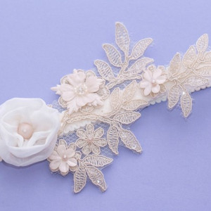 Bentita botez Caramel Flowers