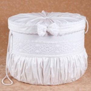 Trusou botez Macrame- cutie ovala trusou