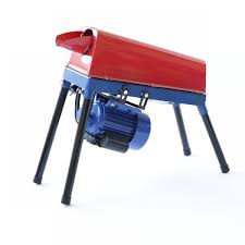 Moara curatat porumbul 240 kg/h motor 1500W, 3000Rpm