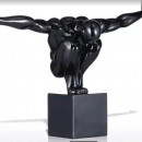 Statueta barbat in echilibru, decoratiune ,obiect,negru L42cm
