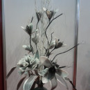 Floare decorativa ,creanga magnolie cu 5 flori alb-gri, L90cm