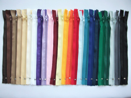 Fermoare fusta #3 - 20 cm culori asortate - 200 buc.