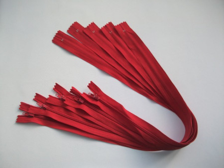 Fermoare lenjerie #3 - 50 cm rosu