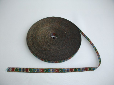 Banda tesuta ANCUTA 12 mm si 16 mm (pe fond auriu)