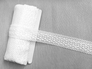 Dantela bumbac cod X, 40mm/10m, alba