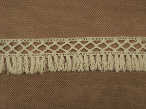 Dantela bumbac cu franjuri, 55mm/10m, natur