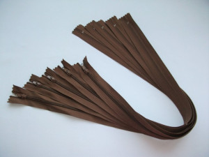 Fermoare lenjerie #3 - 50 cm maro cod300