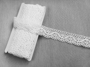 Dantela bumbac cod Z, 35mm/10m, alba