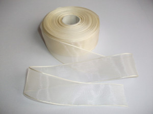 Panglica organza 25 mm crem