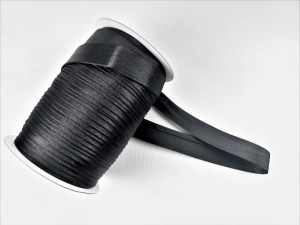 Satin bias - negru, 20mm/50m
