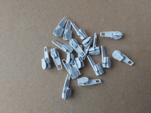 Cursor fermoare metraj alb nr.3