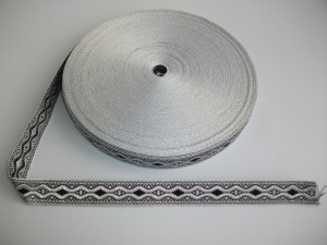Galon bisericesc Nicodim 25 mm argintiu cu negru