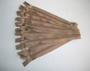 Fermoare pantaloni #5 - 20 cm bej