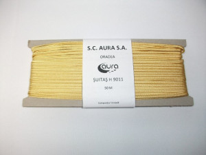 Suitas galben deschis