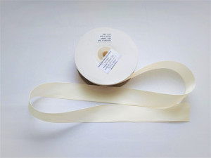 Panglica satinata ambele fete 20 mm ivoir