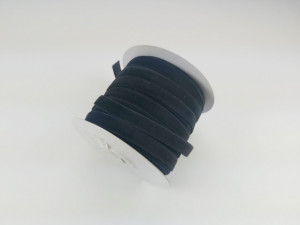 *Banda catifea elastica 10mm - neagra - 25yds