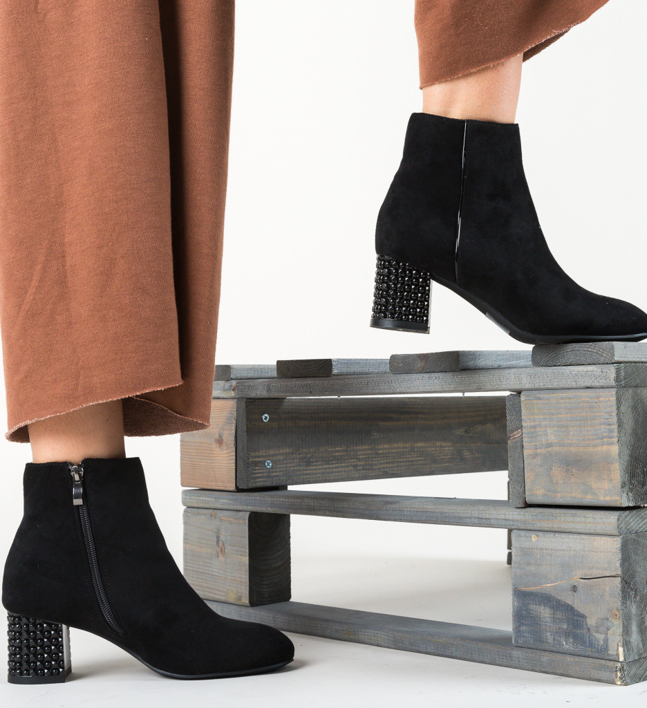Botine tiernan negre