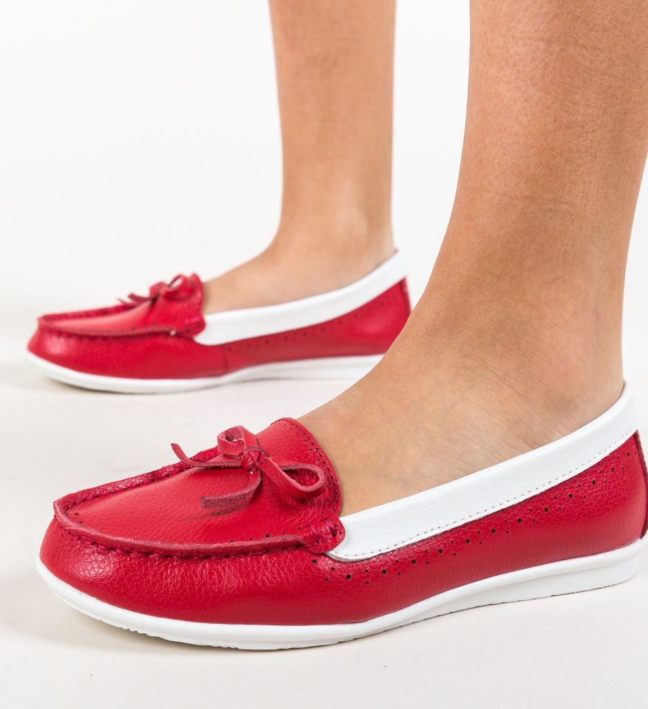 Pantofi bordo rosii