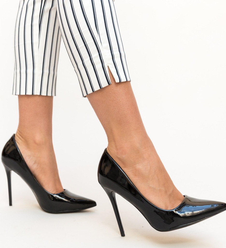Pantofi poppy negri