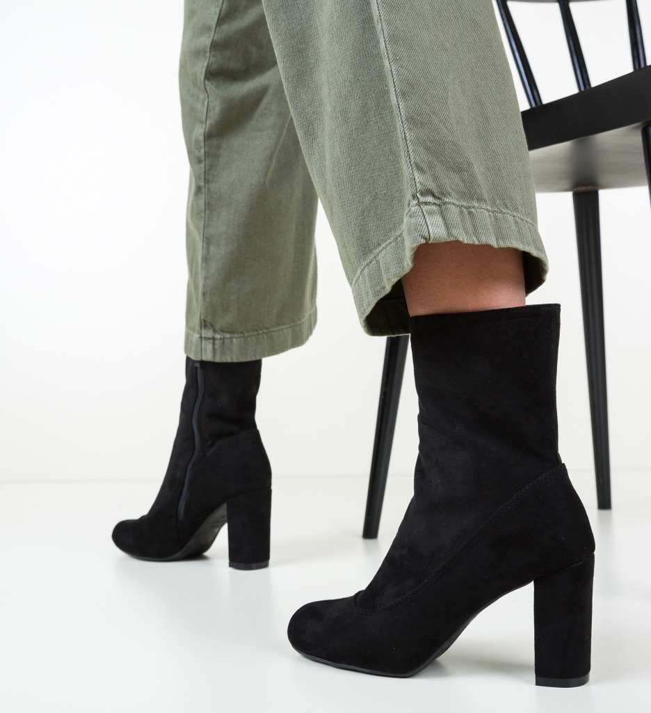 Botine milka negre