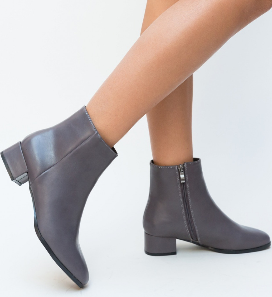 Botine sela gri