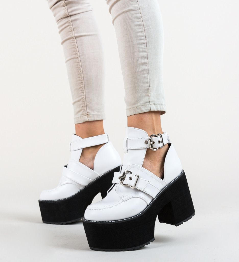 Botine isobella albe