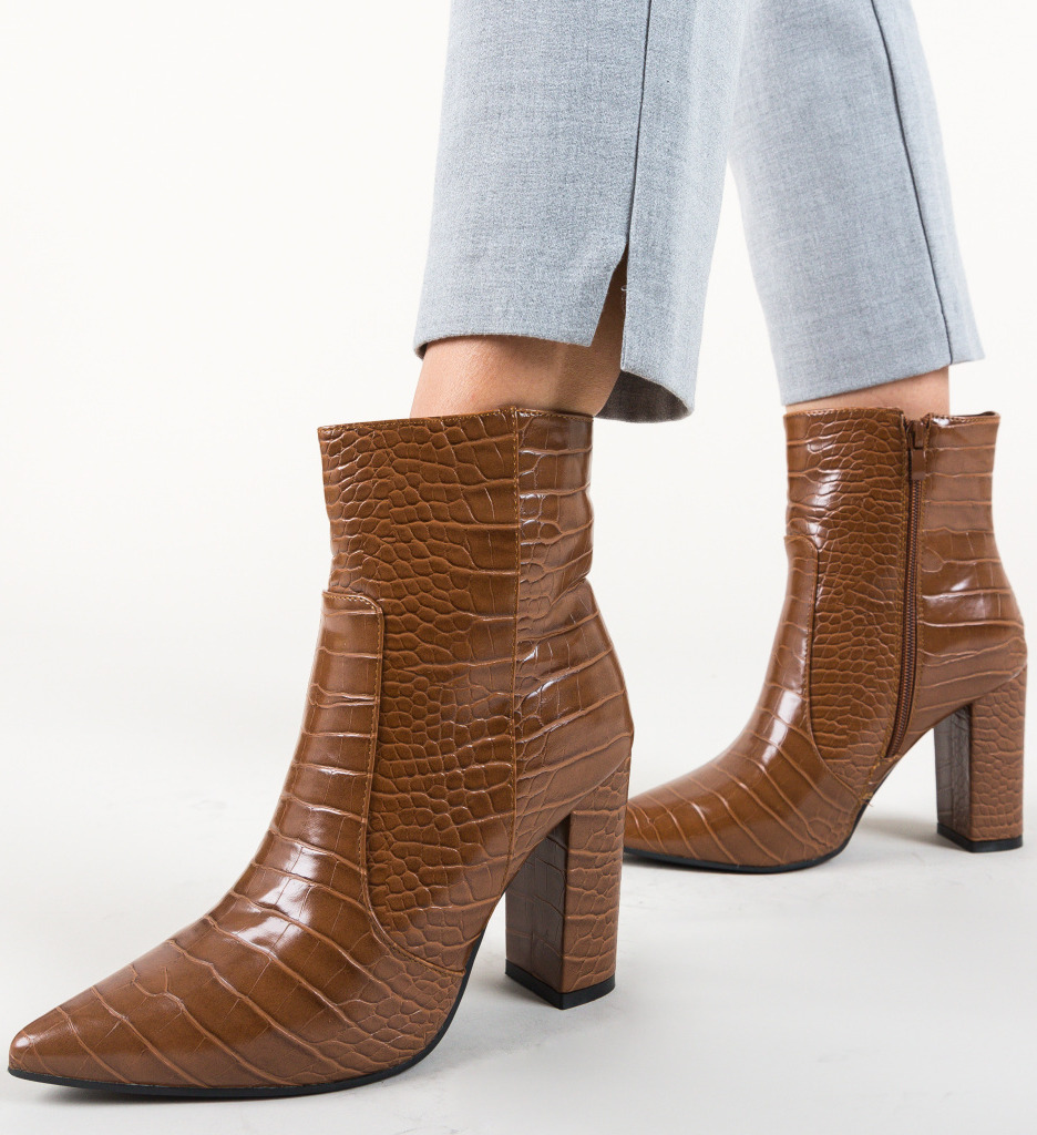 Botine myers camel