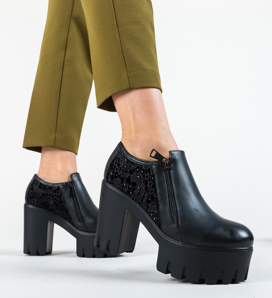 Botine howell negre