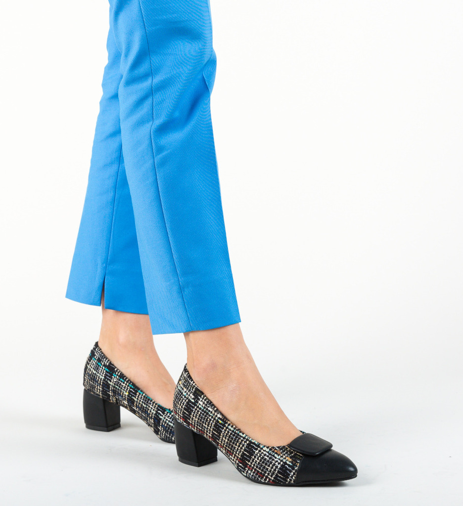 Pantofi mair negre