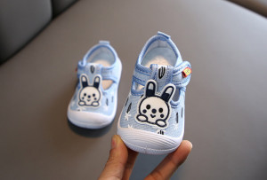 Pantofi bleu pentru baietei - Iepuras