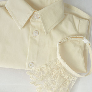 detaliu camasa si jabou model Little aristocrat