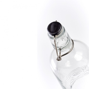 STICLA TRANSPARENTA CU DOP, 730 ML.,ZELLER