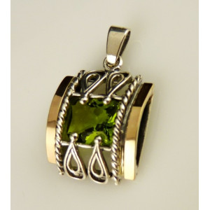 Pandantiv argint si aur 9 k -20001 green zircon
