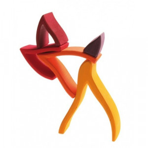 Jucarie Waldorf - Elementul FOC - Grimm's Spiel und Holz Design.