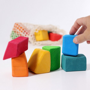 Cuburi Waldorf cu forme neregulate , Grimm's Spiel und Holz Design