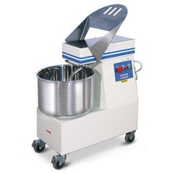 Malaxor cu spirala, 2 viteze, 35kg , cu roti