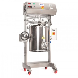 Masina de preparat creme la cald, capacitate 60 litri cu robinet de scurgere
