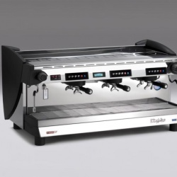 Espressor de cafea automatic cu control electronic , afișaj LCD , 3 grupuri