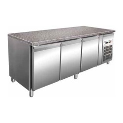 Masa frigorifica pentru patiserie cu 3 usi si blat din granit, 2005x800mm