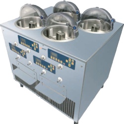 Masina multifunctionala conceputa pentru a produce, afișa, conserva și servi inghetata 4x12L/h