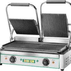 Toaster cu mecanism prin apasare pe placi