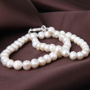 Colier perle naturale de cultura albe, model Shape pearl