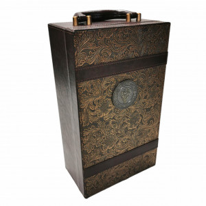 Cutie eleganta cu 2 compartimente pentru sticle de vin, model Pufo Luxury cu maner si 4 accesorii incluse, maro