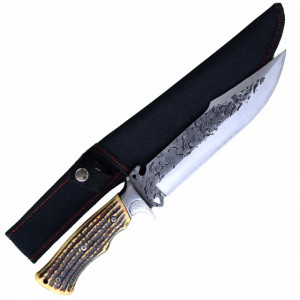 Cutit de vanatoare 32 cm, lama gravata, maner ergonomic imitatie corn cerb, teaca inclusa