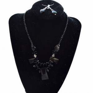 Set colier statement si cercei cu cristale negre, Black forms