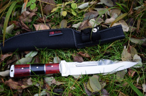 Cutit de vanatoare 30.5 cm, full tang, design deosebit, teaca inclusa