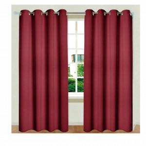 draperie rosie camera cu inele