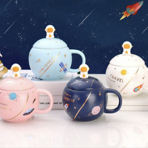 Cana cu capac tip ceainic din ceramica si lingurita Pufo Little Space pentru cafea sau ceai, 400 ml, albastru