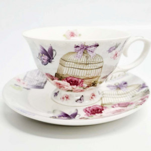 set ceasca si farfurioara elegante