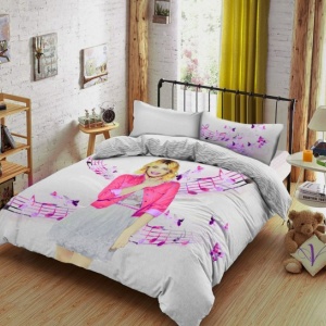 Lenjerie de pat copii Violetta fundal roz ( stoc limitat )